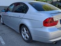 Second-hand BMW 320 150 CP (110 kW) 2006 Argintiu Berlinǎ