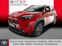 Gebraucht Toyota Yaris Cross 131 PS (96 kW) 2026 Emotional red SUV