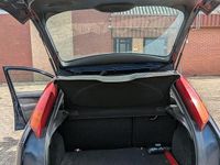 Gebraucht Ford Focus 100 PS (73 kW) 2001 Blau Kleinwagen