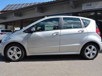 Usata Mercedes A200 136 CV (100 kW) 2011 Argento Berlina