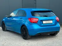 Gebraucht Mercedes A180 122 PS (89 kW) 2012 Blau Kleinwagen