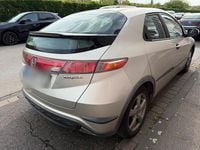 Second-hand Honda Civic 83 CP (61 kW) 2007 Auriu Hatchback