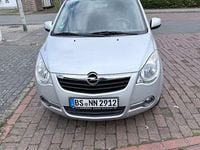 Gebraucht Opel Agila 68 PS (50 kW) 2013 Silber Kleinwagen