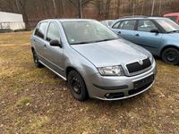Gebraucht Skoda Fabia Classic 54 PS (39 kW) 2005 Stone grau Limousine