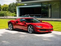 Gebraucht Ferrari 296 829 PS (609 kW) 2024 Rot