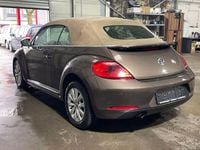 Gebraucht VW Beetle Cabriolet Design 105 PS (77 kW) 2014 Braun Cabrio