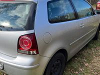 Gebraucht VW Polo 60 PS (44 kW) 2009 Silber Kleinwagen