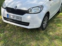 Gebraucht Skoda Citigo Active 60 PS (44 kW) 2015 Weiß Kleinwagen