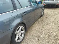 Gebraucht BMW 520 163 PS (119 kW) 2006 Titangrau ii metallic Kombi