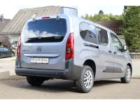 Neu Fiat Doblò Comfort 131 PS (96 kW) 2025 Grau Van / Kleinbus