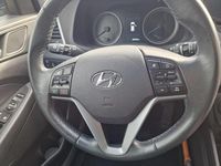 Używany Hyundai Tucson 135 KM (99 kW) 2017 Szary SUV