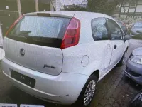 Gebraucht Fiat Grande Punto 65 PS (47 kW) 2009 Weiß Kleinwagen