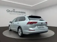Gebraucht VW Golf VIII Life 150 PS (110 kW) 2024 Silber Kombi
