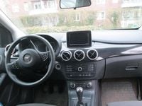 Gebraucht Mercedes B180 109 PS (80 kW) 2017 Silber Van / Kleinbus