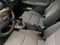 Gebraucht Audi A2 75 PS (55 kW) 2004 Blau Kleinwagen