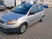 Gebraucht Ford Fiesta 69 PS (50 kW) 2007 Silber Kleinwagen