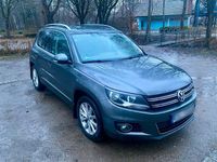 Gebraucht VW Tiguan 140 PS (102 kW) 2014 Grau SUV