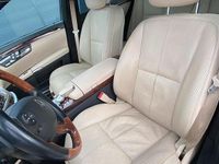 Gebraucht Mercedes 320 235 PS (172 kW) 2009 Schwarz Limousine