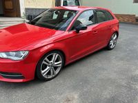 Gebraucht Audi A3 Ambition 150 PS (110 kW) 2014 Rot Kleinwagen