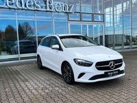 Gebraucht Mercedes B200 Progressive 163 PS (119 kW) 2024 Weiß Van / Kleinbus