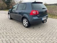 Gebraucht VW Golf V 122 PS (89 kW) 2007 Blau Limousine