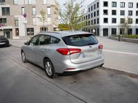 Second-hand Ford Focus Active 120 CP (88 kW) 2019 Argintiu Break