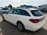 Gebraucht Mercedes C220 194 PS (142 kW) 2019 Weiß Limousine