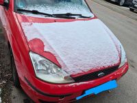 Używany Ford Focus 102 KM (75 kW) 2002 Czerwony Sedan/Limuzyna