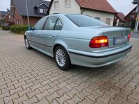 Gebraucht BMW 525 144 PS (105 kW) 1997 Silber Limousine