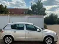 Gebraucht Opel Astra 90 PS (66 kW) 2004 Silber Kleinwagen