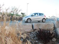 Gebraucht Opel Karl Active 75 PS (55 kW) 2017 Silber Kleinwagen