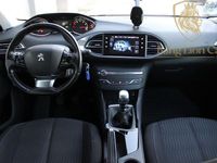 Gebraucht Peugeot 308 SW Active 131 PS (96 kW) 2017 Blau Kombi