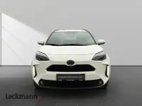 Gebraucht Toyota Yaris Cross Team 131 PS (96 kW) 2024 Weiss SUV