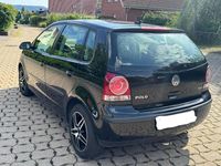 Gebraucht VW Polo 75 PS (55 kW) 2007 Schwarz Kleinwagen