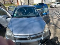 Gebraucht Opel Astra 105 PS (77 kW) 2006 Silber Limousine