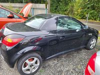 Gebraucht Opel Tigra Sport 90 PS (66 kW) 2005 Saphirschwarz mi2 Cabrio