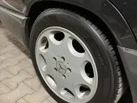 Gebraucht Mercedes E220 1993 Limousine
