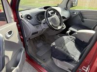 Gebraucht Renault Kangoo 106 PS (77 kW) 2009 Kombi