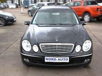 Gebraucht Mercedes E240 Avantgarde 177 PS (130 kW) 2004 Schwarz Kombi