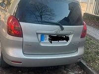 Gebraucht Toyota Corolla Verso 129 PS (94 kW) 2004 Silber Van / Kleinbus