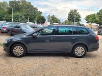 Gebraucht VW Golf VII S 110 PS (80 kW) 2016 Grau Kombi