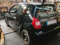 Gebraucht Citroën C2 74 PS (54 kW) 2003 Schwarz Kleinwagen