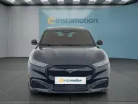 Gebraucht Ford Mustang Mach-E 197 kW (269 PS) 2022 Schwarz SUV