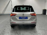 gebraucht VW Tiguan Tiguan4Motion R-Line LED/AHK/20-Zoll/ACC/Navi/S
