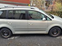 Gebraucht VW Touran 105 PS (77 kW) 2009 Silber Van / Kleinbus