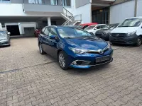 Gebraucht Toyota Auris Hybrid Executive 99 PS (72 kW) 2017 Dark blue Kombi