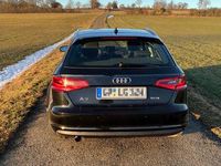 Gebraucht Audi A3 Attraction 110 PS (80 kW) 2015 Schwarz Limousine