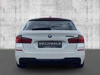 Gebraucht BMW M550 Performance 381 PS (280 kW) 2013 Weiß Limousine
