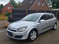 Second-hand Opel Astra 125 CP (91 kW) 2004 Argintiu Hatchback