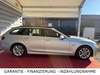 Gebraucht BMW 520 Basis 184 PS (135 kW) 2012 Titansilber Kombi